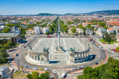 Külföldön felépítették a Hősök tere mását, kegyetlen a látvány