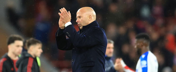 „Reggel kirúgnak” - áll a bál Liverpoolban, Arne Slot már tehetetlen