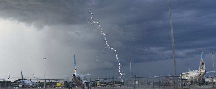 9 vármegyében ködveszély, ekkor érkezik az eső pontosan - Időjárás-előrejelzés