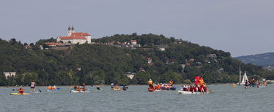 3 óriási sziget bukkant fel a Balatonból, aki látja, alig hiszi el, hogy korábban így nézett ki az ország legnagyobb tava