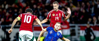 Váratlanul felbukkant Varga Barnabás bombázó kedvese, felpezsdült a magyar válogatott kerete