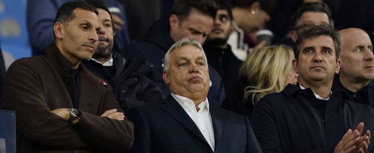 Már a magyar válogatottat is bevonták Orbán Viktor rajzába, újabb műalkotás készült, ezen röhög most a fél ország