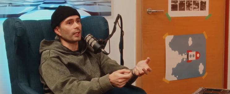 "Segítsetek" - ByeAlex elképesztő kommentben kért segítséget, váratlan ez, valamit nagyon elnéztek az oldalán megjelenők