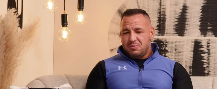 "Mintha megcsalt volna" – Curtis lesokkolt, miután benézett párja szekrényébe, ott valami egészen döbbenetes dolog várt rá