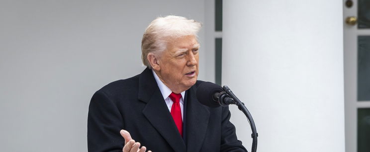 Donald Trump asztalra csapott, 20 év után feltámasztja kedvenc akciófilmjét, Hollywood térdre rogyott a bejelentéstől