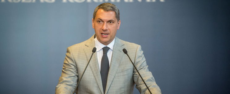 Lázár János elképesztő döntést hozott, egy megye határait rajzolta át