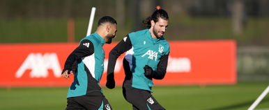 Szoboszlait a falhoz állították Liverpoolban, Salah majdnem szétverte az öltözőt, egymásra haragították a két sztárt?