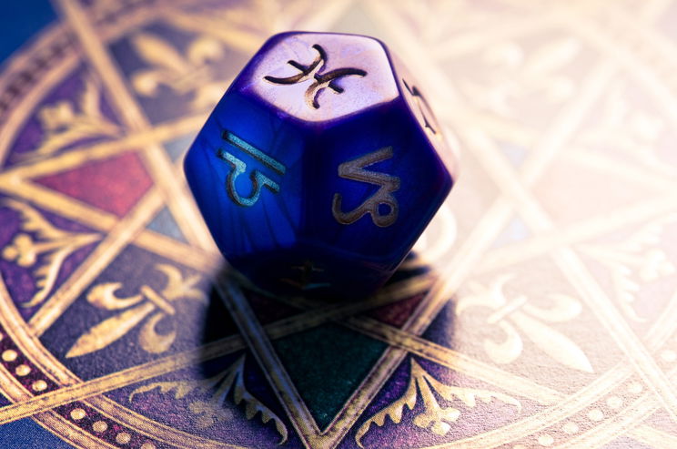 Napi horoszkóp - december 3: a Hold-Merkúr szembeállás feszültséget teremt az érzések és a gondolatok között, az Uránusz stabilnak hitt dolgokat írhat át