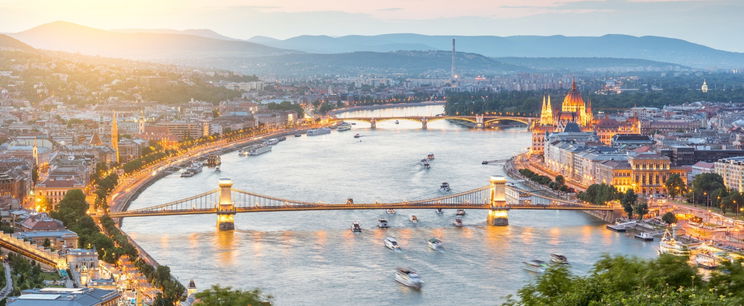 Brutális karácsonyi üzenet jelent meg Budapesten, óriási baki, meghekkelték a rendszert a fővárosban?