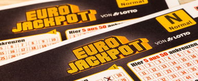 Eurojackpot: 3 ember rengeteg milliót nyert, brutális nyereményt vittek el ezekkel a számokkal