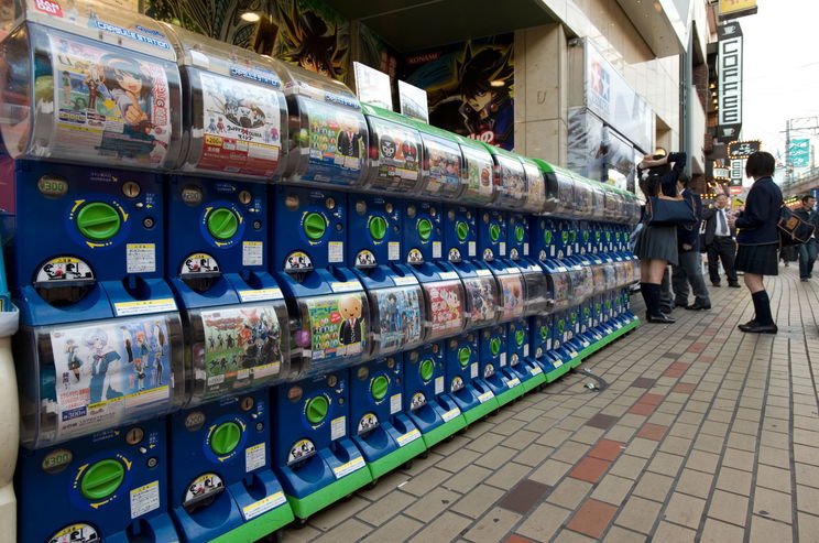 Magyar termék esett ki egy japán automatából, kibontották és egyszerűen elnémult a társaság