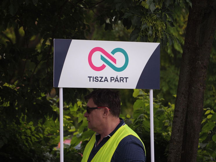 Újabb ex-fideszes bukott le a Tisza Párt berkein belül, felismerte őt valaki a pártból?