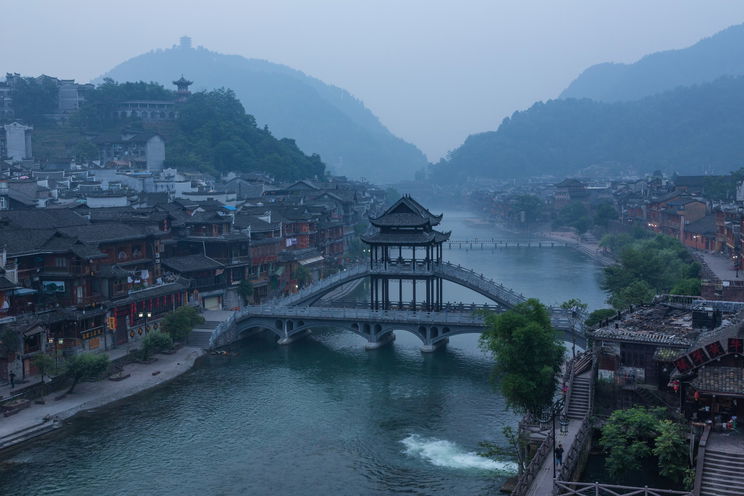 Feltártak egy ősi kínai sírt, a tudósok majdnem elájultak attól, amit benne találtak