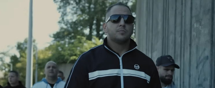 Majka az ittas vezetésével is Curtist égette be? Kellemetlen dolog zajlik a színfalak mögött