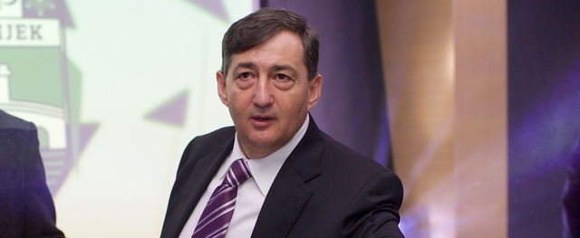 Így néz ki valójában Mészáros Lőrinc otthona belülről, ilyen pompát elképzelni sem lehet