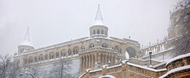 Lehet fehér karácsony, de kicsi az esély rá, ha a szerencséd lesz havazni fog, ha nem, kisüt a nap