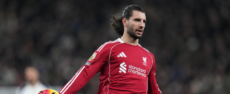 Így néz ki a Szoboszlai család álomszerű otthona karácsonykor, Borka csipkecsodában pózol a fa alatt