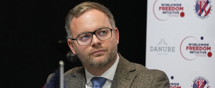 Így néz ki Orbán Balázs otthona, eddig sose lathattad, rendkívüli fotó látott napvilágot