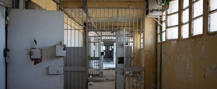 Egy elhagyatott börtön félelmetes titkára jött rá az urbexes, még mindig be van zárva ide valaki, megáll benned az ütő, ha meglátod
