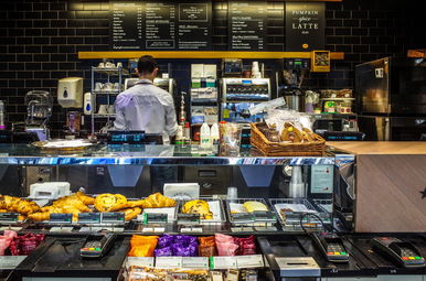 Kegyetlenül megalázták a vendéget a népszerű gyorsétteremben, vállalhatatlanul viselkedett a személyzet