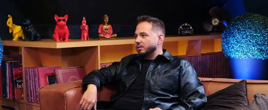 Zámbó Jimmy fia kamerák előtt mutatta meg, mit rejt az apja halálával kapcsolatos, 25 éve titkosított dokumentum