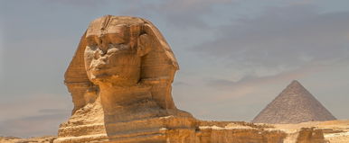 Ejtőernyővel derítették fel a Szfinx titkos bejáratait, még most sem tértek magukhoz a tudósok attól, amit benne találtak