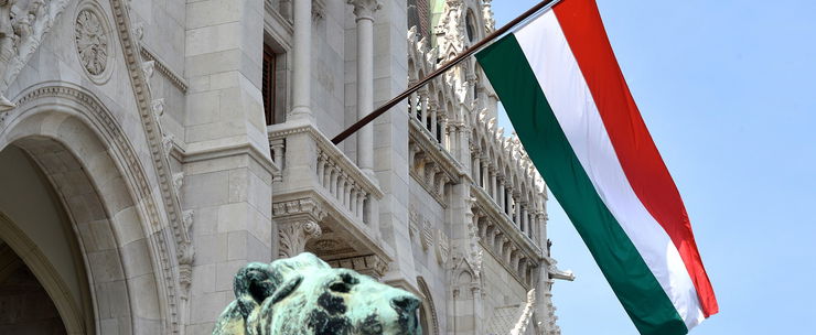 Azonnali figyelmeztetést adott ki a kormány, életveszélyes helyzet alakult ki, vörös kód lépett életbe