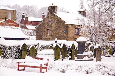 Óriási a baj egy magyar településen, már a hókotró sem segít, kiakadtak a helyi lakosok