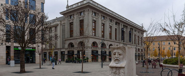 Felismerhetetlenné válik Budapest főtere, durva dologra készülnek, érdemes lesz vigyázni