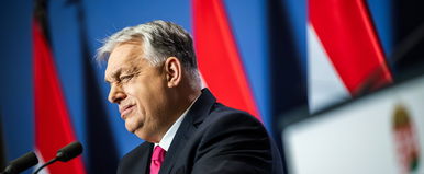 Váratlan jelenet a Fidesz kongresszuson, ez a különbség Magyar Péter és Orbán Viktor között, egy szakértő szavai után fagyott meg a levegő a teremben