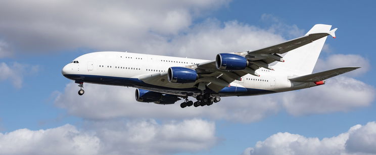 A levegő fogja lett a magyar sztárpár, Budapest felett köröznek, lehet, hogy haza sem tudnak térni