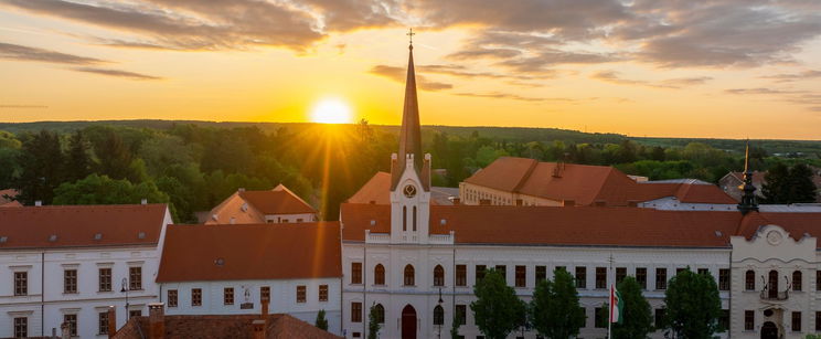 Újra megyék lesznek a vármegyékből, itt a rendkívüli terv, ekkor változhat meg minden azonnal?
