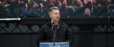 Magyar Péter döntött, azonnal elhagyta az országot, szemtanúk a repülőtéren találkoztak vele