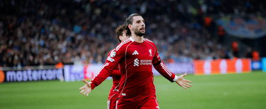 Szoboszlai egyetlen szót ismételgetett, valakinek üzenhetett ezzel a Liverpool szabadrúgás mestere?