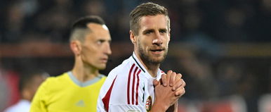 Könyörögnek Varga Barnabásnak, már nincs is itt, mégis a hónap játékosa