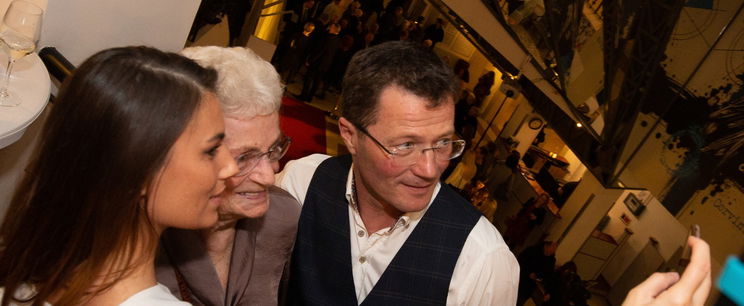 Stohl súlyos hibát követett el, szakértő vette észre, mi történt a "rózsás trash-ben", ennek még súlyos ára lehet