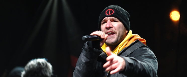 Molnár Áron saját testvérével gyalázza Orbán Viktort, kiszivárgott a videó, teljesen kifordult magából a színész