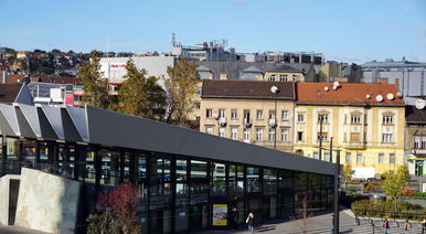 A Széll Kálmán téren rendkívüli felirat jelent meg, minden magyarnak arcára fagy a mosoly