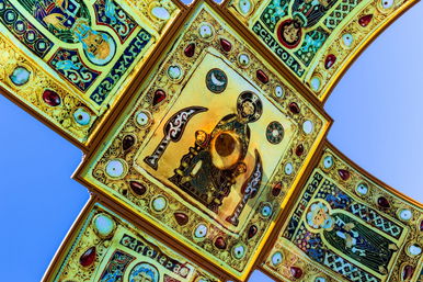 Van még egy magyar Szent Korona, a kinézetétől kiráz a hideg, hét pecsétes titok volt eddig a létezése is