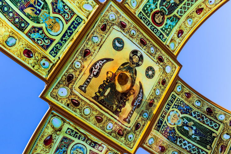 Van még egy magyar Szent Korona, a kinézetétől kiráz a hideg, hét pecsétes titok volt eddig a létezése is