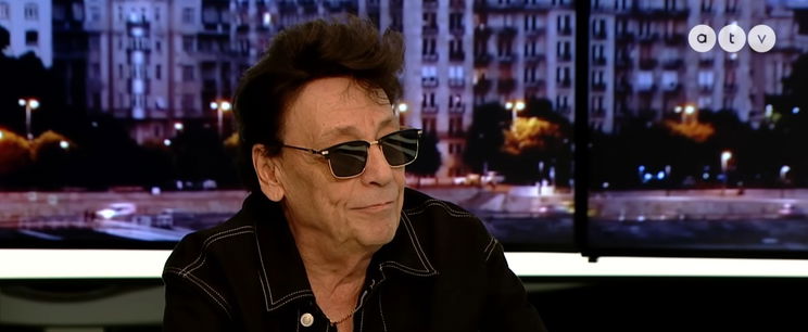 Nem akárhol csendült fel Fenyő Miklós slágere a halála után, ezen a felvételen sír az ország - a nemes gesztust sokan dicsérik