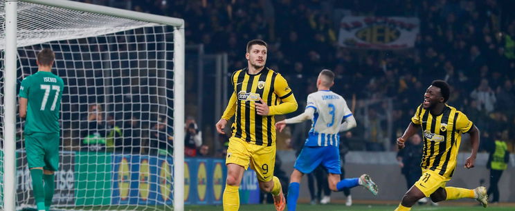 Botrány tört ki Varga Barnabás gólja után Görögországban, az AEK Athén szurkolói teljesen kiakadtak a meccs végén történtekre