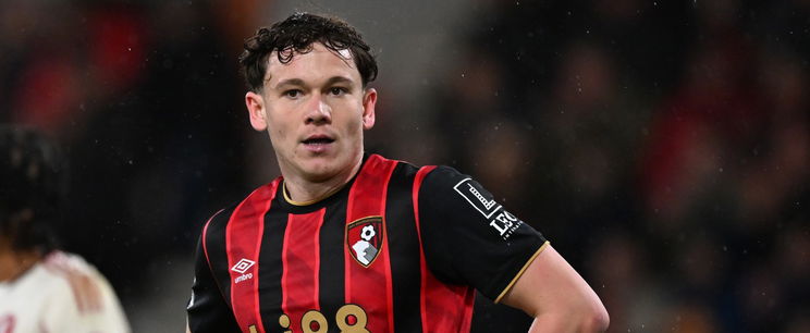 Ez Tóth Alex igazi barátnőjének a neve, Angliában már mindenki róla beszél