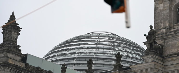 Furcsa épületszörny tűnt fel Budapesten, az egész világ a csodájára jár, példátlan dolog miatt építették meg