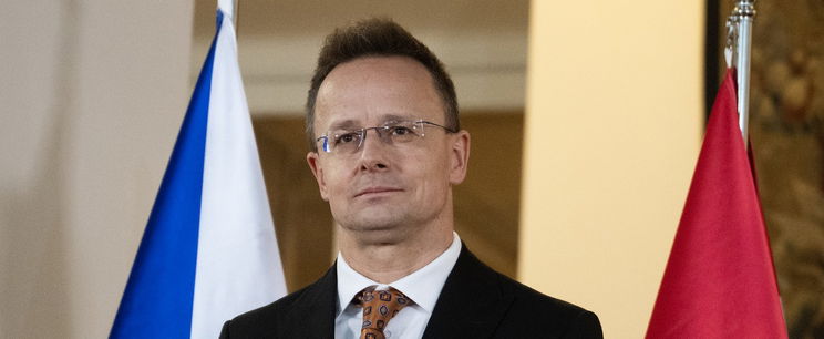 Nagyon lebukott Szijjártó Péter, az irodájában furcsa nevet szúrtak ki, már nem tagadhatja le