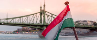 Vérlázító támadás hazánk ellen, ez a figura porig alázta nemzetünk büszkeségeit, a románok se maradtak ki belőle