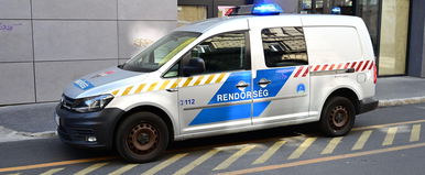 A magyar rendőrökön röhög a világ, pusztító fotó terjeng a neten