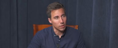 Ráeresztették a mesterséges intelligenciát a Radnai Márk-szobára, őrületes dolgok derültek ki