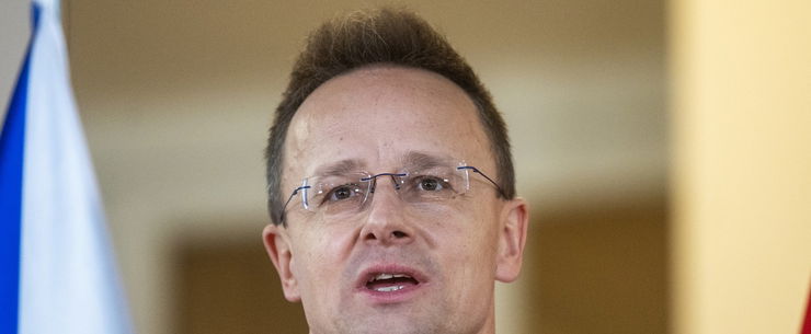 Kiszivárgott Szijjártó Péter 750 négyzetméteres luxusbirodalmának titkos leírása, a részletektől eláll a lélegzeted