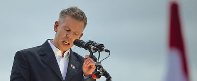 Magyar Péter felfedte az igazságot a hazánkba érkező munkásokról, a levegő is megfagyott a kijelentéseitől, a tilosban kerestek megoldást